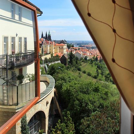 Questenberg Hotel Прага Экстерьер фото